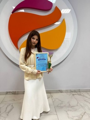 В преддверии Дня защитника Отечества в ГМЦ «Гелиос» прошел гала-концерт и награждение победителей XXIII городского гражданско-патриотического фестиваля-конкурса «Я люблю тебя, Россия!»