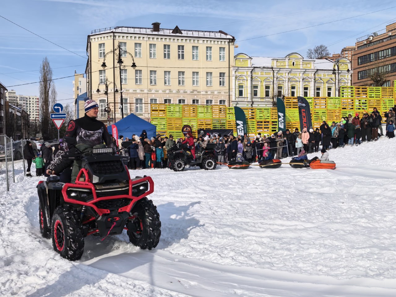 Сегодня на Полугоре отметили Масленицу Сегодня на Полугоре отметили Масленицу