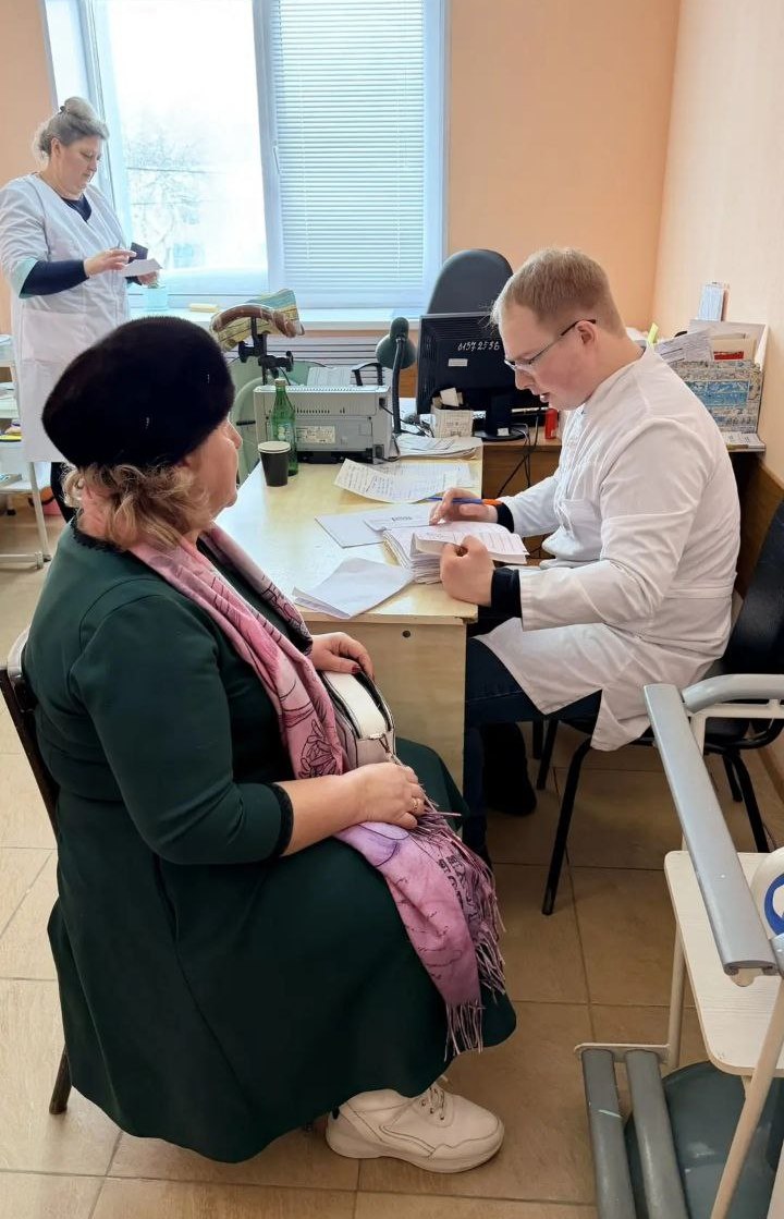 Врачи Курской областной больницы провели прием в Поныровском районе Врачи Курской областной больницы провели прием в Поныровском районе