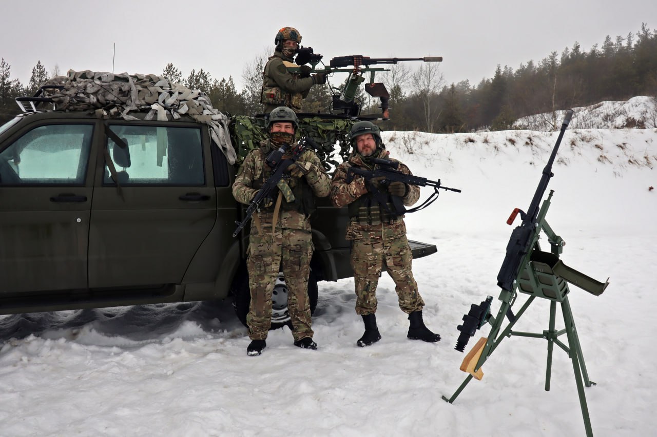 Тренировка пулемётчиков мобильных огневых групп бригады «БАРС-Курск» Тренировка пулемётчиков мобильных огневых групп бригады «БАРС-Курск»