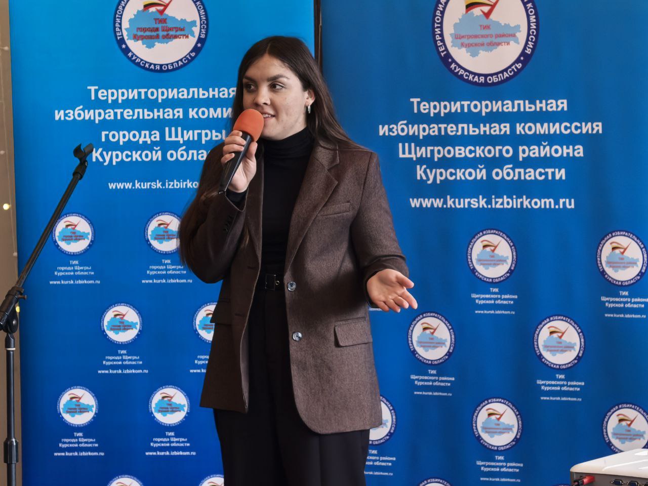 Юрий Астахов: Сегодня в Щиграх было по-настоящему жарко Юрий Астахов: Сегодня в Щиграх было по-настоящему жарко