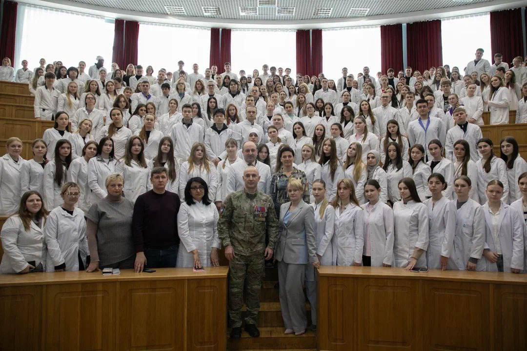 Участник программы «Курск. Герои» проходит стажировку в Министерстве образования и науки Курской области Участник программы «Курск. Герои» проходит стажировку в Министерстве образования и науки Курской области