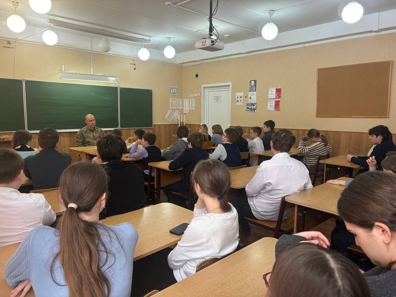 Участник программы «Курск. Герои» проходит стажировку в Министерстве образования и науки Курской области Участник программы «Курск. Герои» проходит стажировку в Министерстве образования и науки Курской области