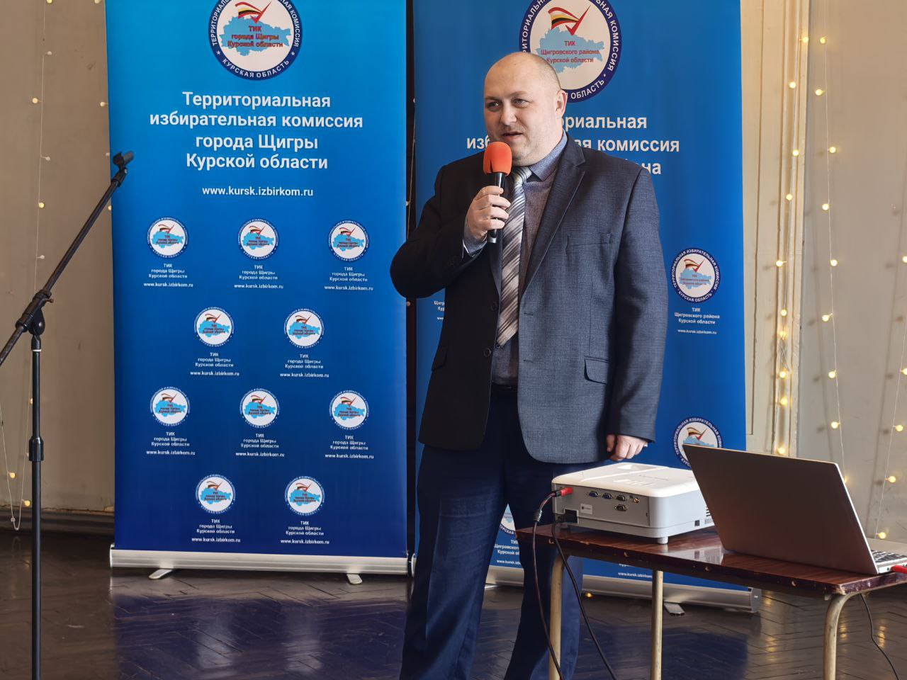 Юрий Астахов: Сегодня в Щиграх было по-настоящему жарко Юрий Астахов: Сегодня в Щиграх было по-настоящему жарко