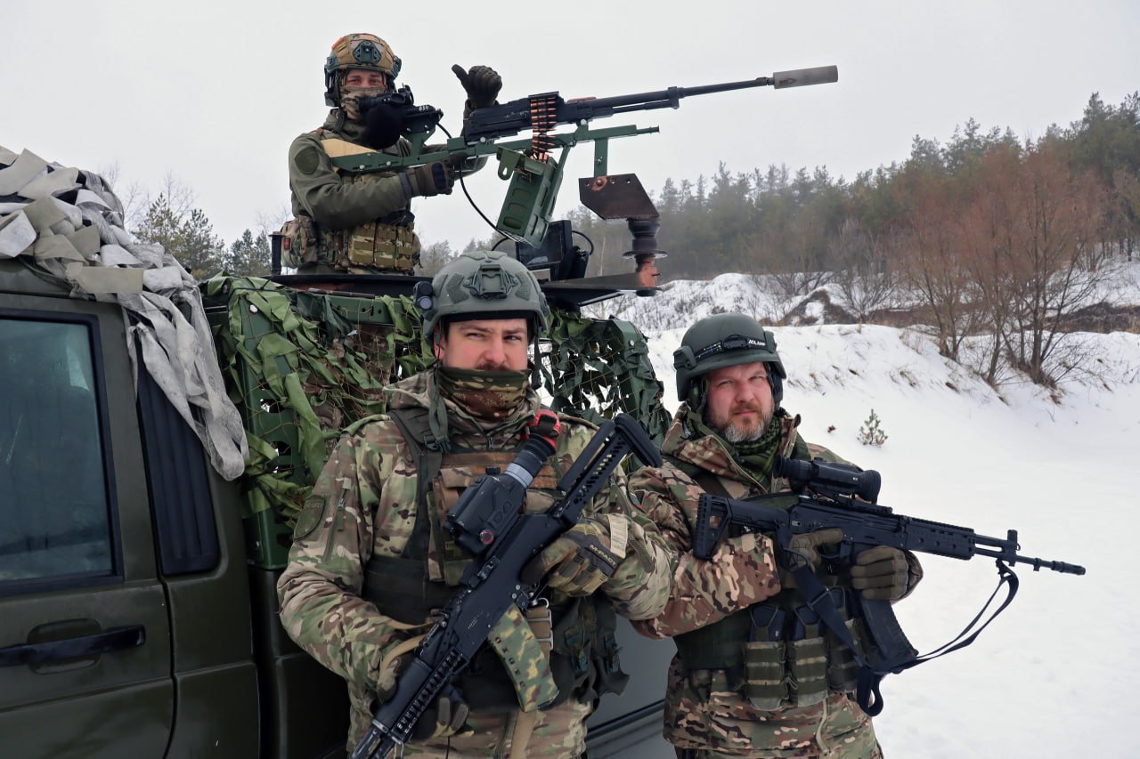 Тренировка пулемётчиков мобильных огневых групп бригады «БАРС-Курск» Тренировка пулемётчиков мобильных огневых групп бригады «БАРС-Курск»