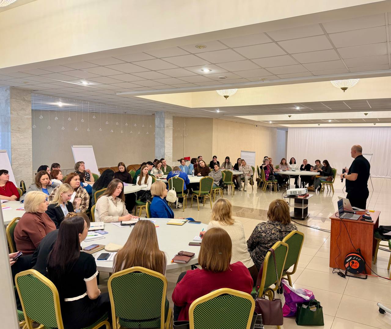 От идеи до победы: в Курчатове стартовал очный семинар Школы грантов Фонда «АТР АЭС» От идеи до победы: в Курчатове стартовал очный семинар Школы грантов Фонда «АТР АЭС»