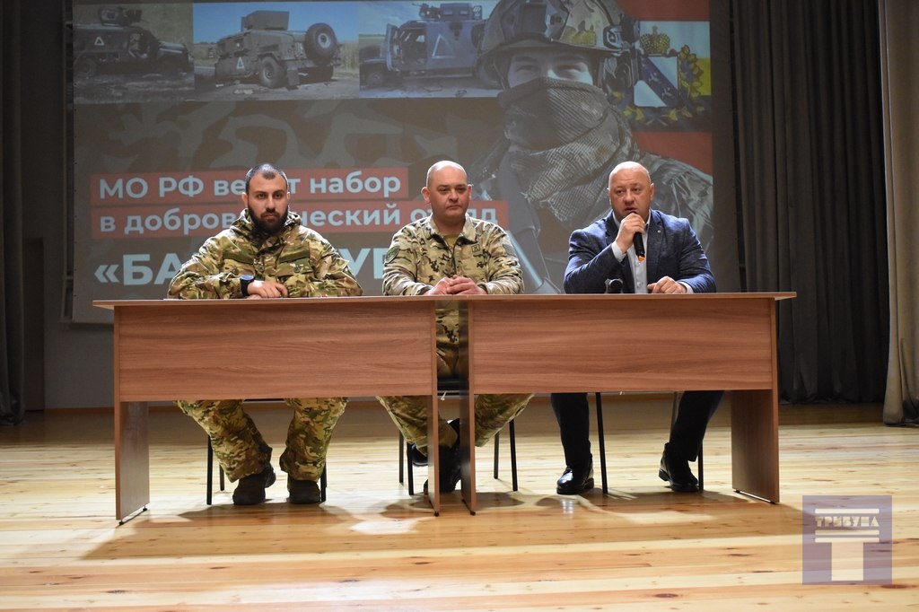 Дмитрий Новиков: Сегодня бойцы инженерно-саперного батальона бригады «БАРС-Курск» провели встречу с представителями учреждений, организаций и предприятий Конышевского района