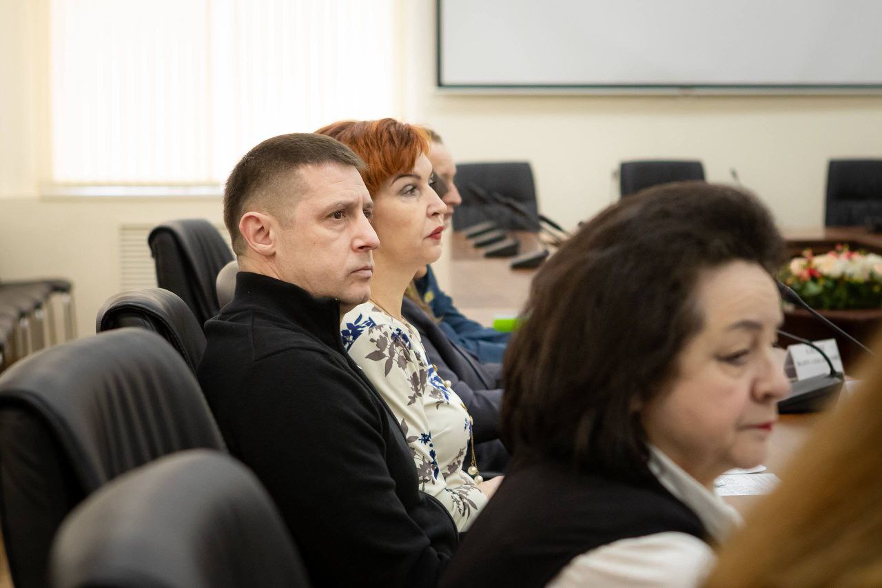 В Курске прошло расширенное заседание городской комиссии по делам несовершеннолетних и защите их прав В Курске прошло расширенное заседание городской комиссии по делам несовершеннолетних и защите их прав