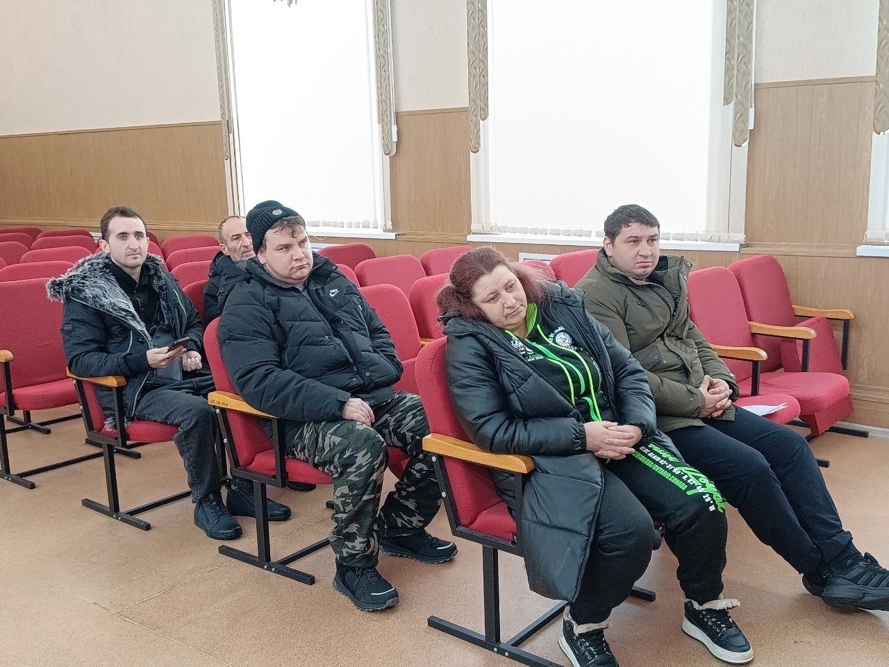 Поддержка Героев: в Черемисиновском кадровом центре прошла консультация для участников СВО и членов их семей Поддержка Героев: в Черемисиновском кадровом центре прошла консультация для участников СВО и членов их семей