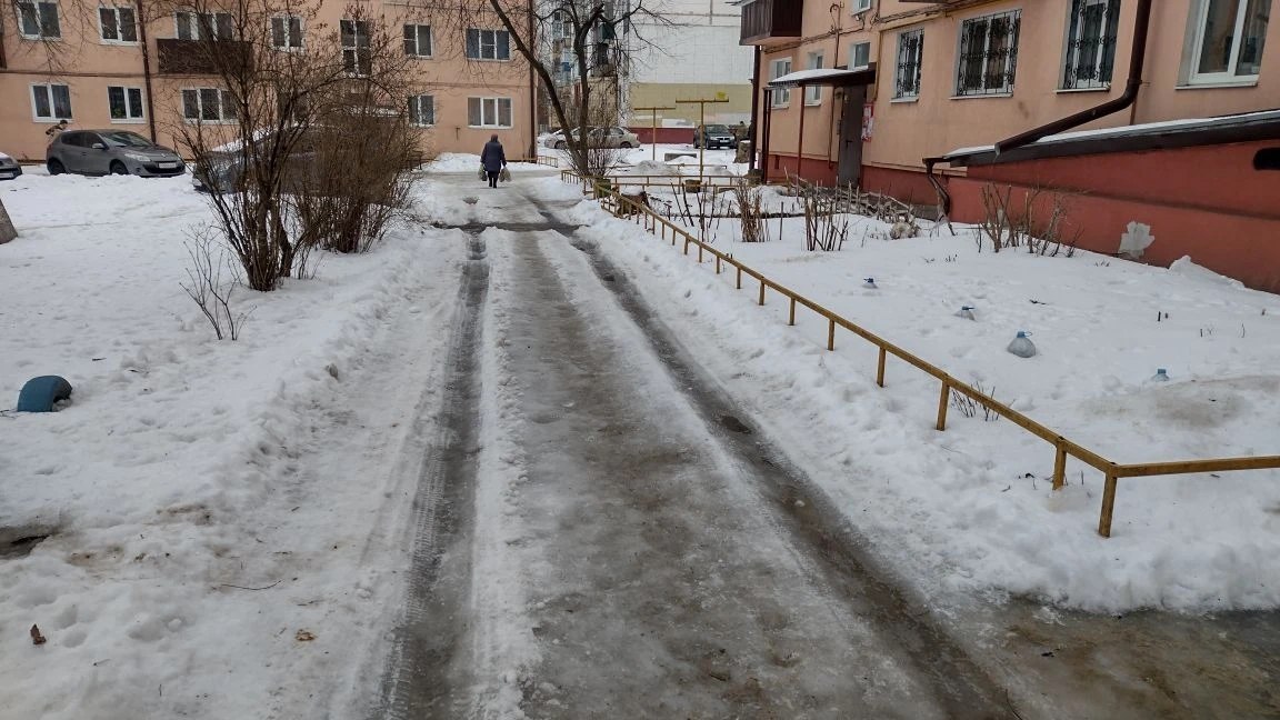 ГЖИ нашла нарушения при расчистке снега в 176 курских дворах ГЖИ нашла нарушения при расчистке снега в 176 курских дворах