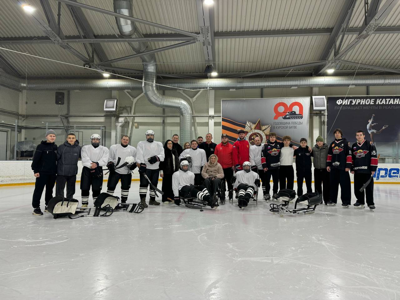Присоединяйся к ледовой дружине! Первые тренировки по следж-хоккею уже стартовали!