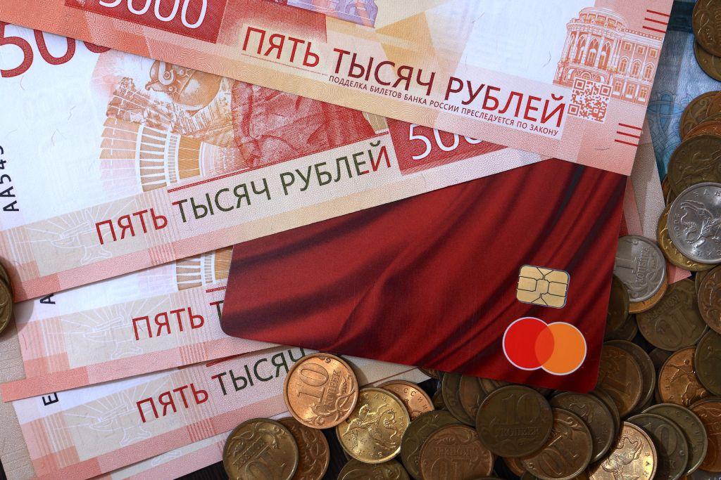 Как увеличится пенсия для матерей пятерых детей: новые правила 2026 года