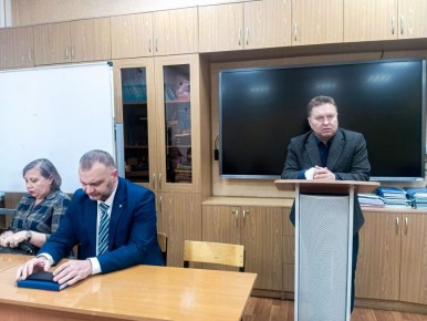 В Курске учеников школы №14 временно распределят по школам №9 и №40 из-за капремонта