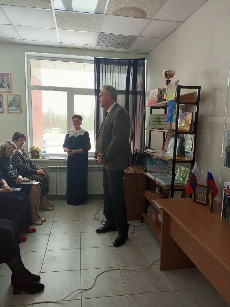 Виктор Кожухов: Принял участие в мероприятии прошедшем в Тазовской модельной библиотеке «Герои СВО. Я помню этот день...», посвященное событиям августа 2024 года, когда на Курскую землю произошло вторжение вооружённых сил... Виктор Кожухов: Принял участие в мероприятии прошедшем в Тазовской модельной библиотеке «Герои СВО. Я помню этот день...», посвященное событиям августа 2024 года, когда на Курскую землю произошло вторжение вооружённых сил...