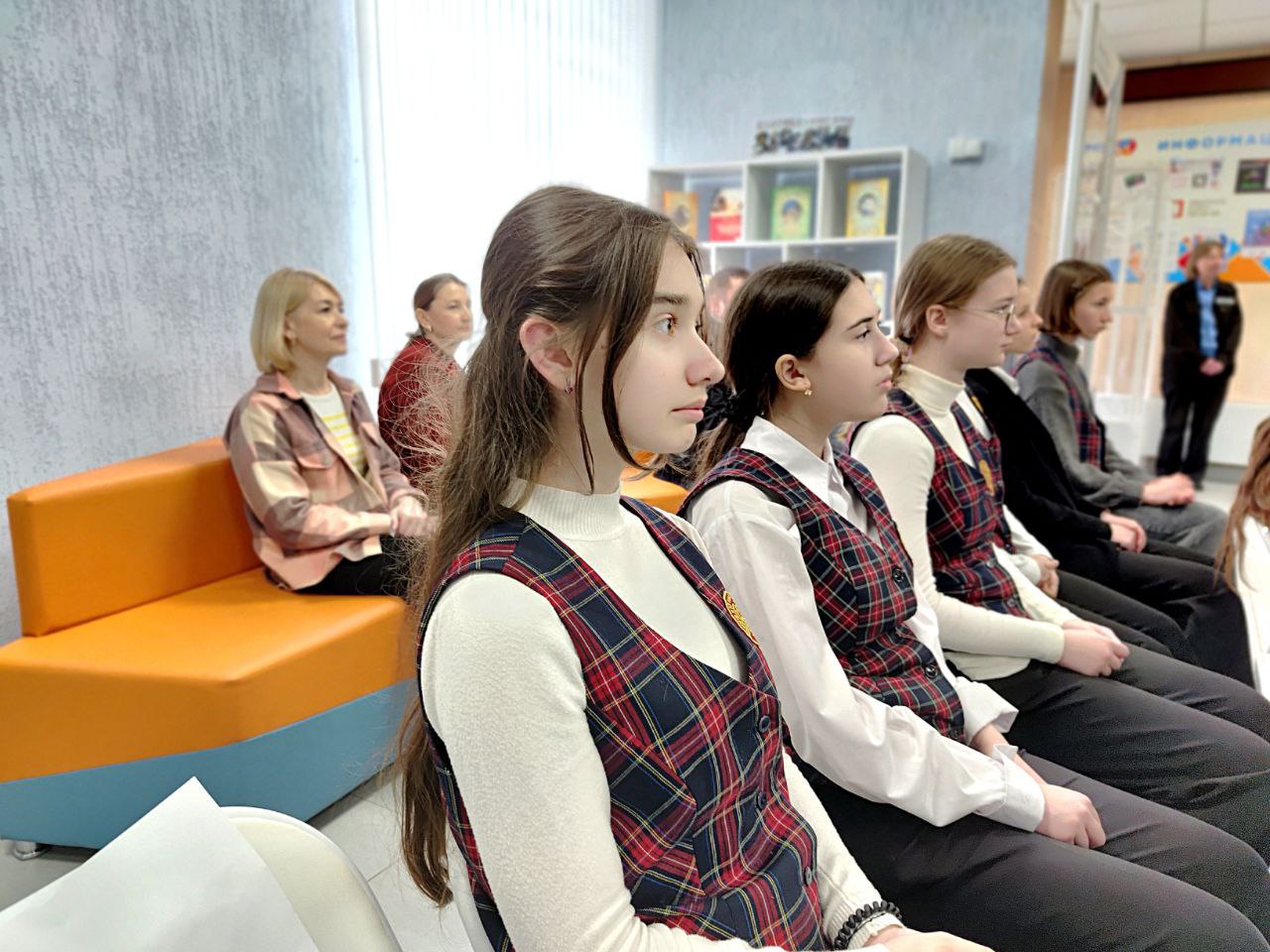 Курские школьники встретились с успешными женщинами Курские школьники встретились с успешными женщинами