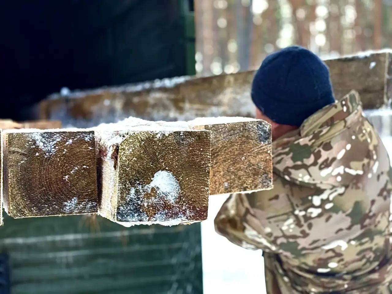 Игорь Кастюкевич: От волонтерского лагеря Единой России «Курский рубеж» передали очередную партию помощи военнослужащим в дополнение к государственному обеспечению. Игорь Кастюкевич: От волонтерского лагеря Единой России «Курский рубеж» передали очередную партию помощи военнослужащим в дополнение к государственному обеспечению.