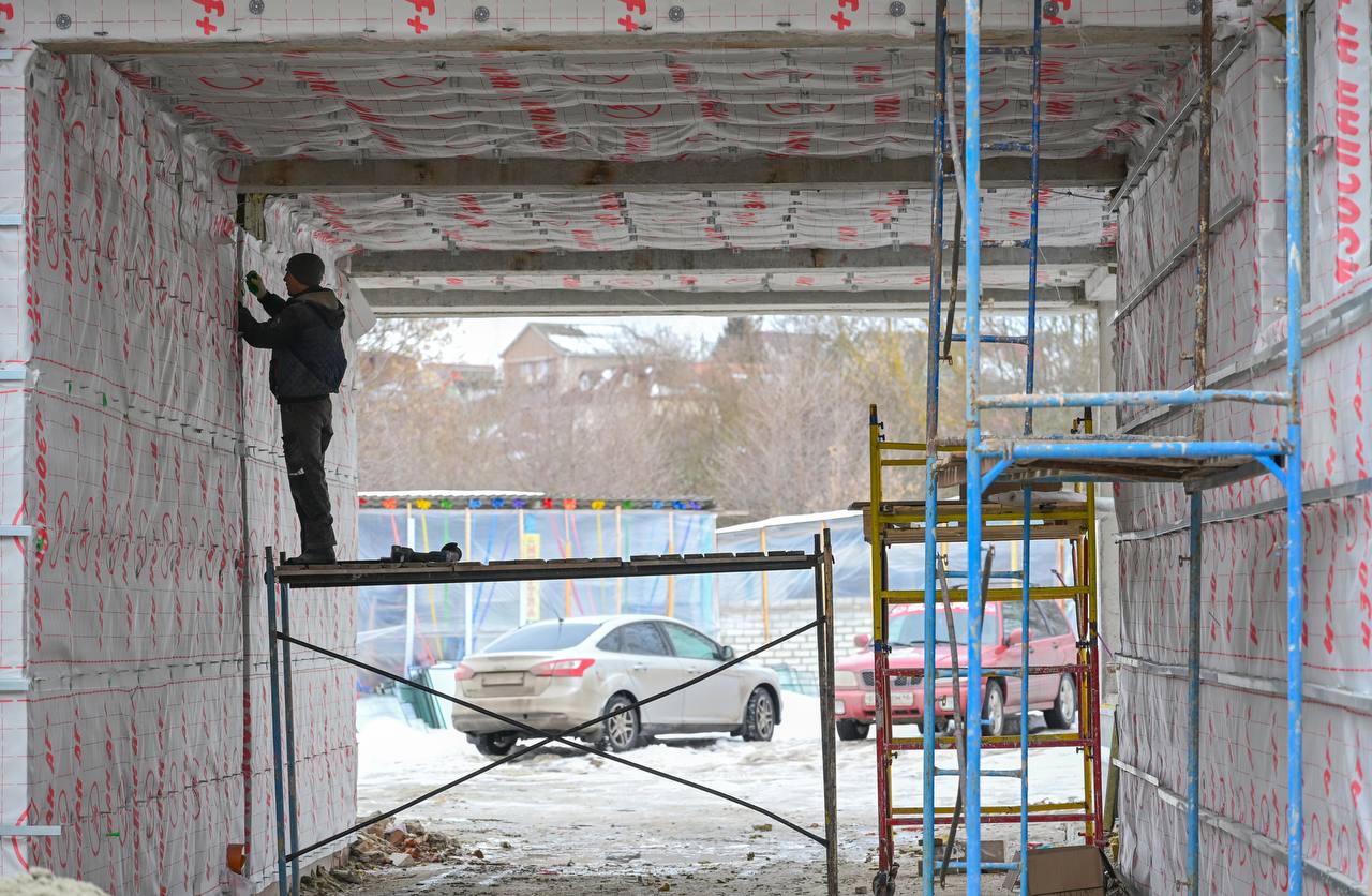 Александр Хинштейн: В специализированном центре «Аистёнок» на Пучковке в Курске полным ходом идёт капитальный ремонт Александр Хинштейн: В специализированном центре «Аистёнок» на Пучковке в Курске полным ходом идёт капитальный ремонт