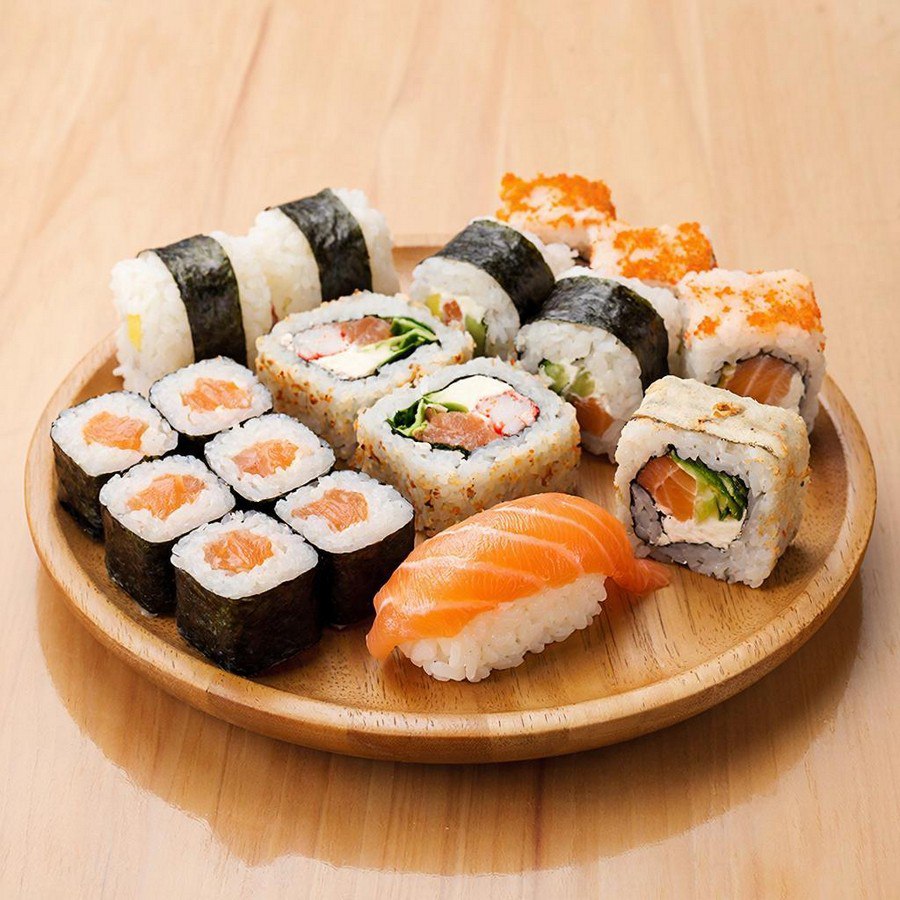 Больничной койкой закончился для курянки ужин роллами