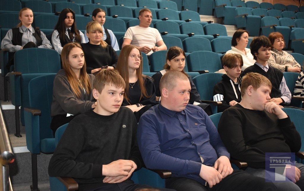 Дмитрий Новиков: В районном Доме культуры состоялась лекция, посвящённая обучению навыкам оказания первой помощи Дмитрий Новиков: В районном Доме культуры состоялась лекция, посвящённая обучению навыкам оказания первой помощи