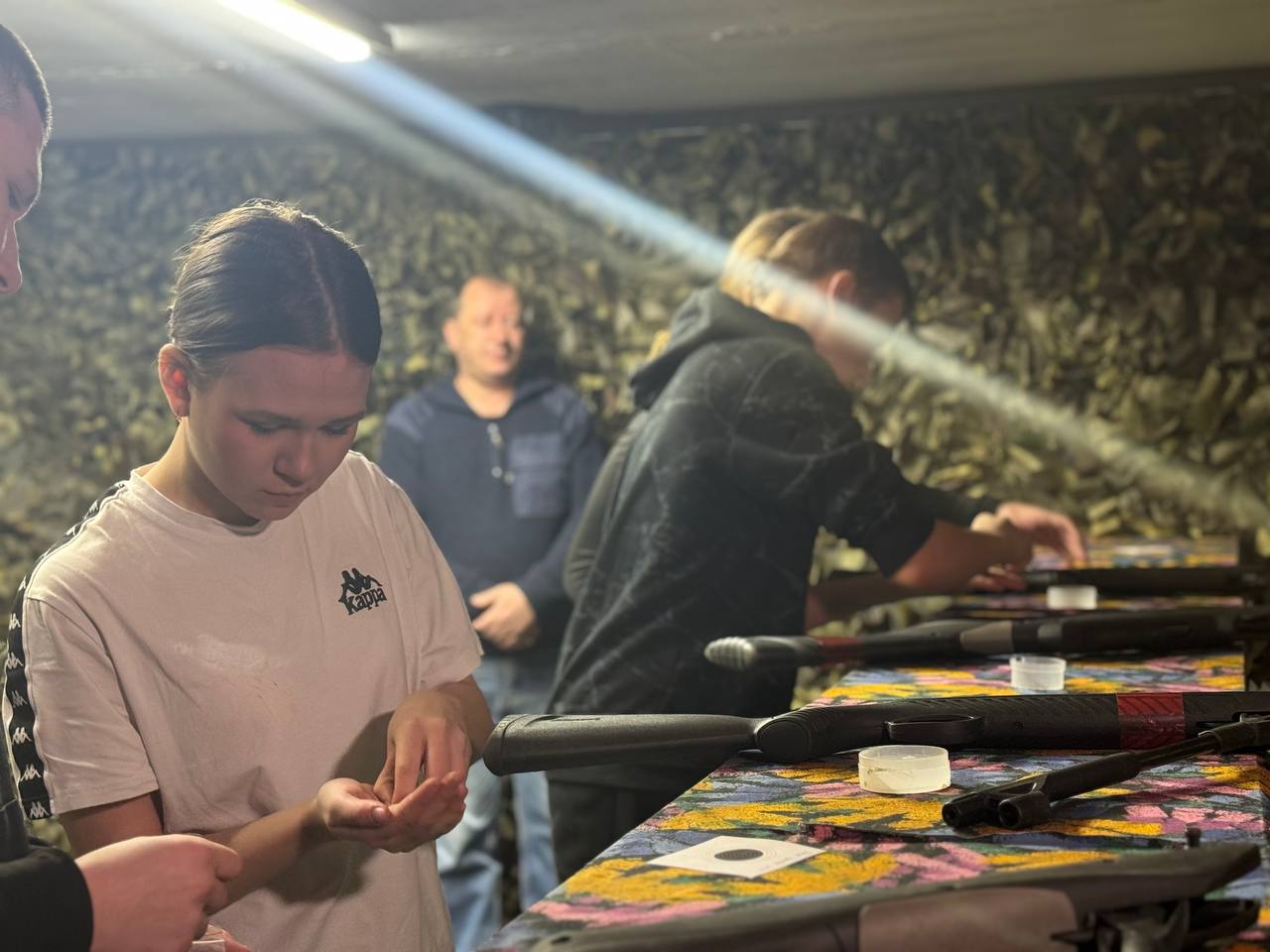 За победу в соревнованиях «Ворошиловский стрелок» боролись 12 команд Курской области За победу в соревнованиях «Ворошиловский стрелок» боролись 12 команд Курской области