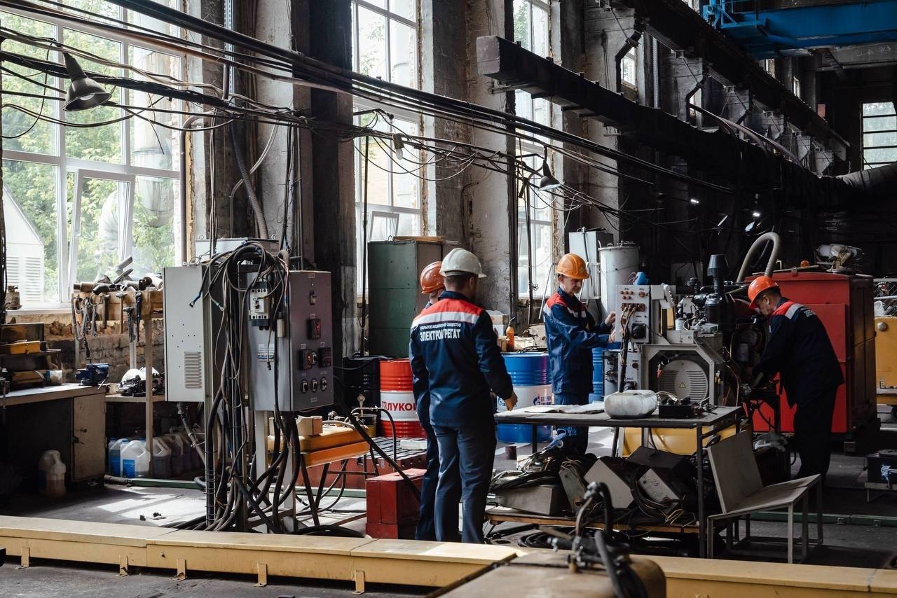 Заместитель губернатора Курской области Сергей Фофанов посетил АО «Электроагрегат» Заместитель губернатора Курской области Сергей Фофанов посетил АО «Электроагрегат»