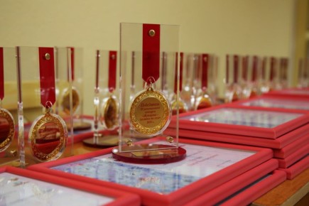 � ���� ������ ������� ����� ���������� �������� �������� � ������� �� ���� � ��������� ��� �������������