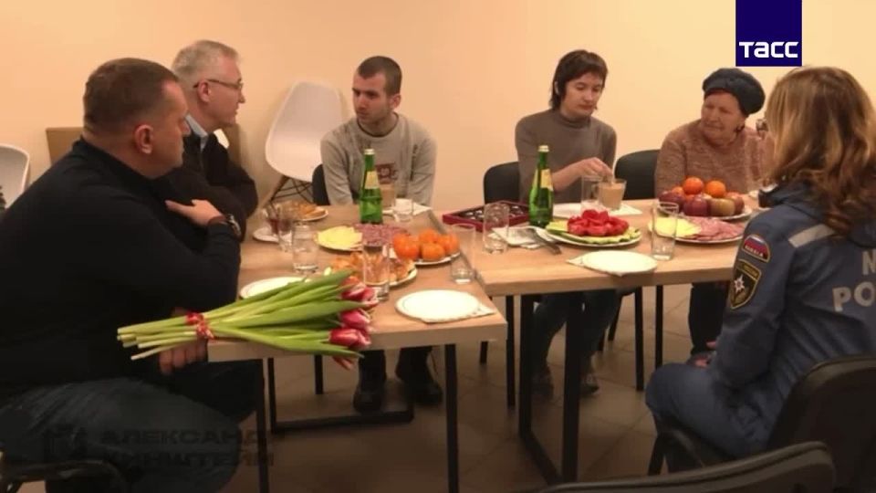 В Курске разместили трех жителей Суджанского района, возвращенных 6 марта из украинского плена, сообщил губернатор региона