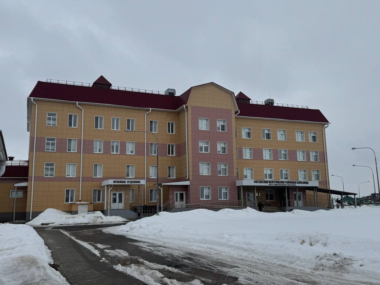 Врачи Курского онкоцентра провели выездной приём в Фатежском районе