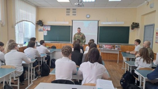 � ���������� ������ ��������� ������������ ����� ���������� ����������-������� � 14 ������ ������������ � ������� ���� �������� ������� ���� � ������ ������