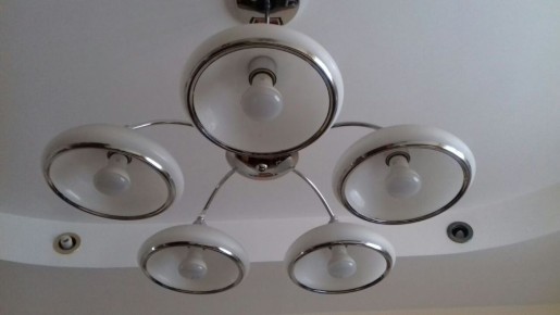 ������, 12 �����, �� ��������� ������� � 10 �� 18 ����� �������� ����