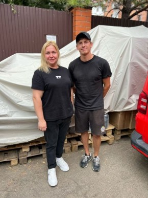 Известный стендап-комик Алексей Щербаков оплатил аренду помещения для курских волонтеров из организации «Домик добрых дел»