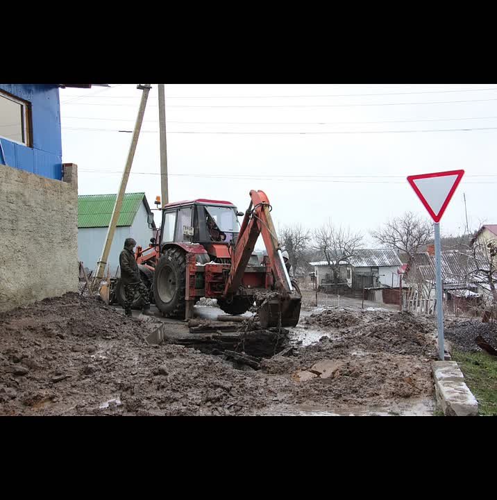 Сергей Цуканов: Сегодня, в третье воскресенье марта, мы отмечаем важный профессиональный праздник – День работников бытового обслуживания населения и жилищно-коммунального хозяйства