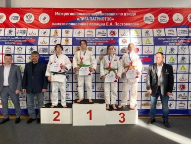 ������ ������: 14 �� 15 ����� � �������� ��������� ����������� ��������������� ������������ �� ����� �� 15 ���"���� ���������"