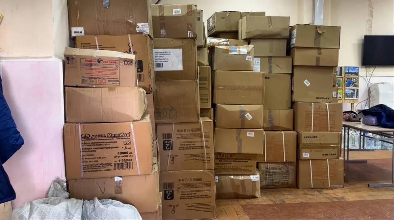 Игорь Кастюкевич: Очередную партию гуманитарной помощи доставили в лагерь Единой России «Курский рубеж» из Ставропольского края Игорь Кастюкевич: Очередную партию гуманитарной помощи доставили в лагерь Единой России «Курский рубеж» из Ставропольского края