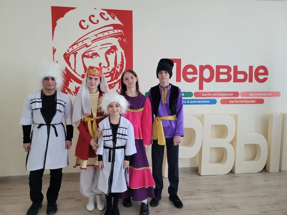 В Центре Первых Медвенского района прошел первый этап деловой игры, посвященной Году единства народов России