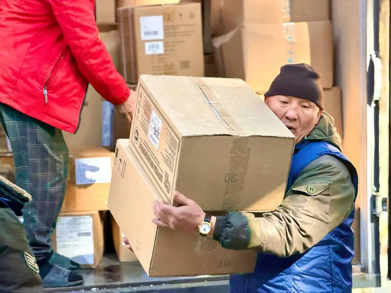 Игорь Кастюкевич: Очередную партию гуманитарной помощи доставили в лагерь Единой России «Курский рубеж» из Ставропольского края Игорь Кастюкевич: Очередную партию гуманитарной помощи доставили в лагерь Единой России «Курский рубеж» из Ставропольского края