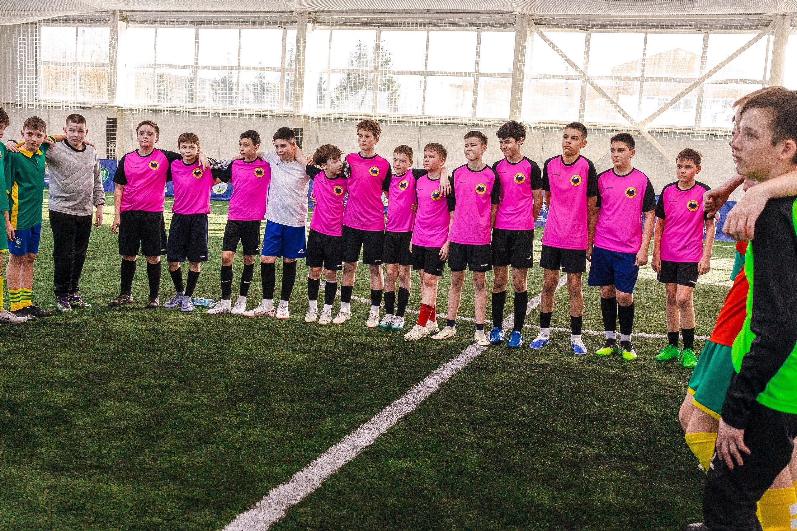 13 марта 2026 года в спортивном зале ФОК «СШ №6» в Курске прошел турнир по футзалу среди мальчиков 2012–2013 годов рождения, посвященный освобождению Суджи 13 марта 2026 года в спортивном зале ФОК «СШ №6» в Курске прошел турнир по футзалу среди мальчиков 2012–2013 годов рождения, посвященный освобождению Суджи