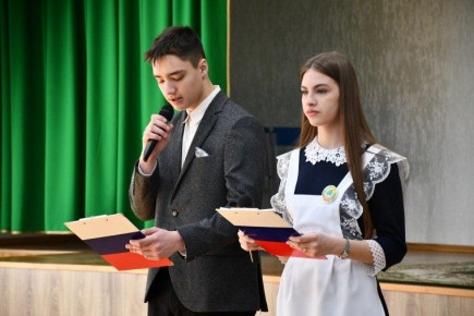 12 марта 2026 года в МБОУ «Средняя общеобразовательная школа с углублённым изучением иностранных языков №4» города Курчатова проводился городской практический семинар учителей истории и обществознания по проблеме «Развитие...