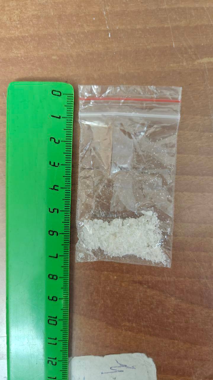 Курские транспортные выявили местного жителя с наркотическим веществом в значительном размере