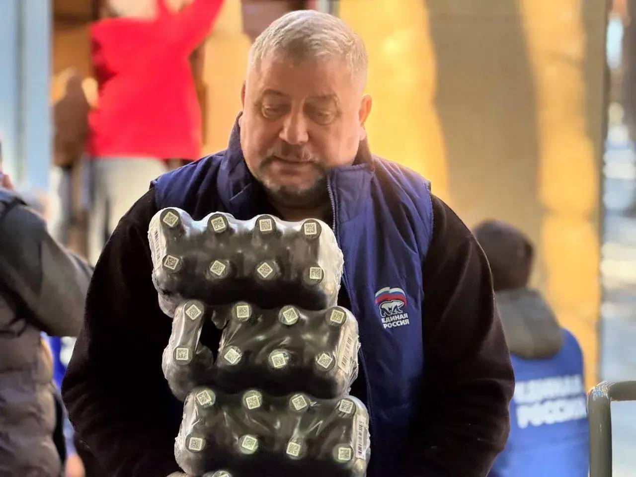 Игорь Кастюкевич: Очередную партию гуманитарной помощи доставили в лагерь Единой России «Курский рубеж» из Ставропольского края Игорь Кастюкевич: Очередную партию гуманитарной помощи доставили в лагерь Единой России «Курский рубеж» из Ставропольского края