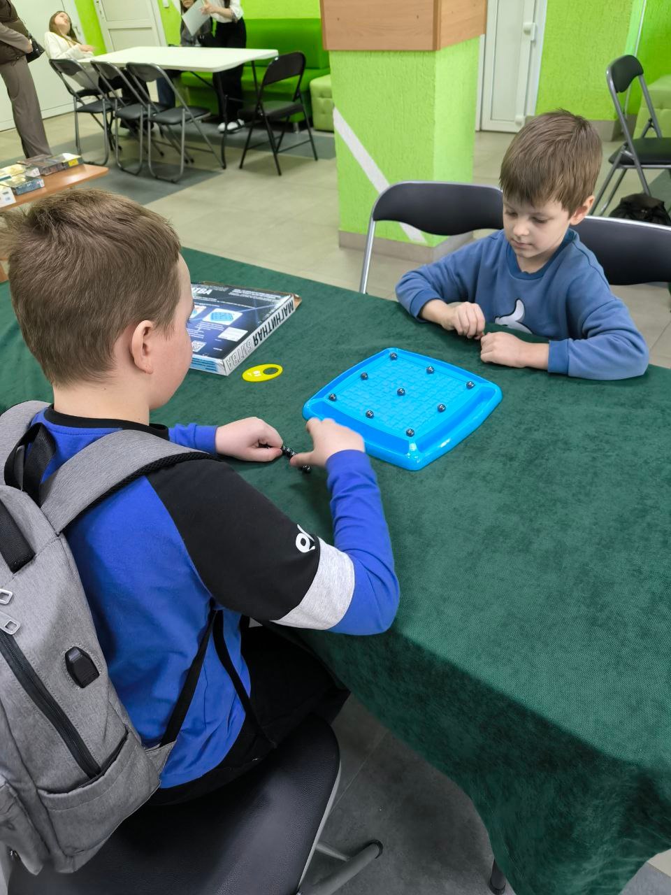 Как прошёл вечер настольных игр? Шумно, весело и по-семейному! Как прошёл вечер настольных игр? Шумно, весело и по-семейному!