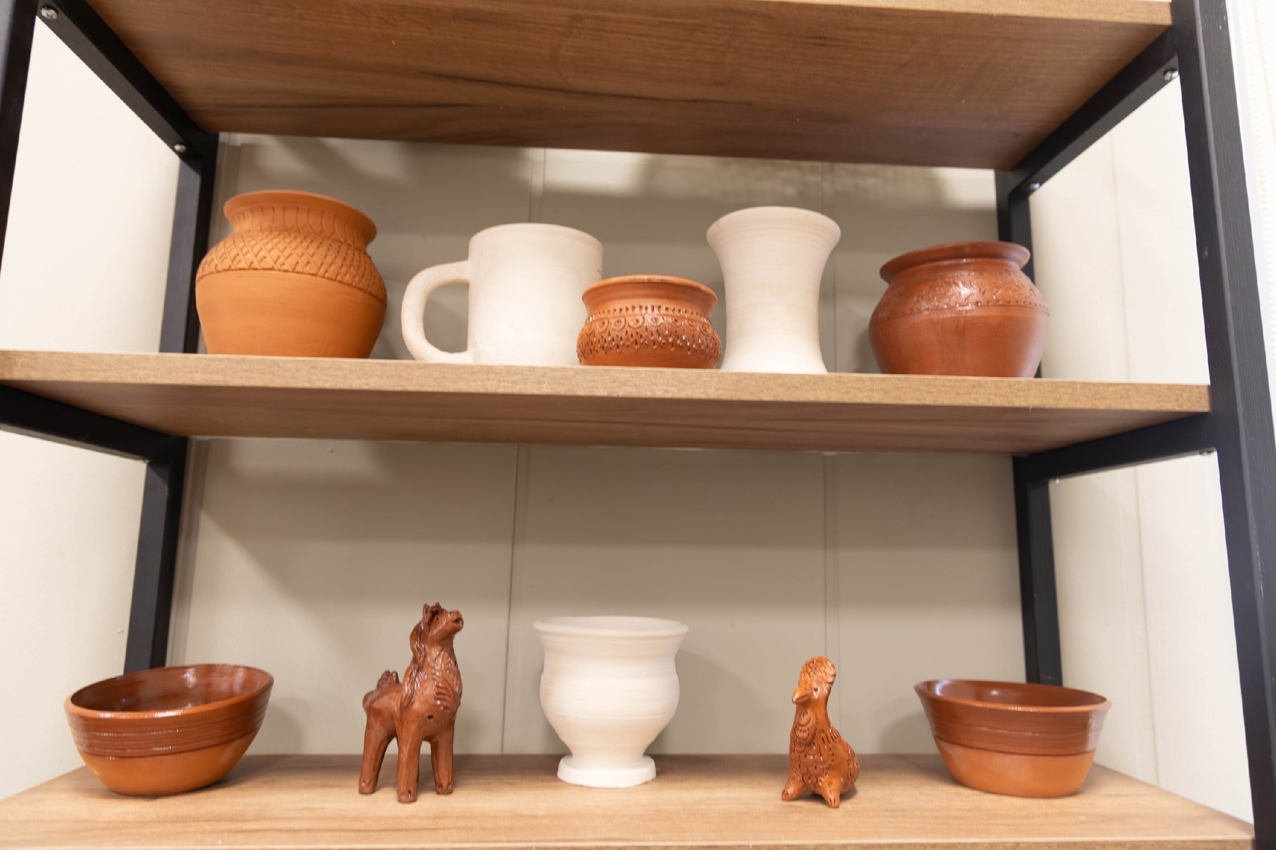 Фолк-группа «Денница» под руководством Светланы Фурчевой выступила на открытии первой гончарной школы в Курске! В областном Дворце культуры им. В.Н. Винокура стартовал проект «Культура приграничья», в основу которого легло... Фолк-группа «Денница» под руководством Светланы Фурчевой выступила на открытии первой гончарной школы в Курске! В областном Дворце культуры им. В.Н. Винокура стартовал проект «Культура приграничья», в основу которого легло...