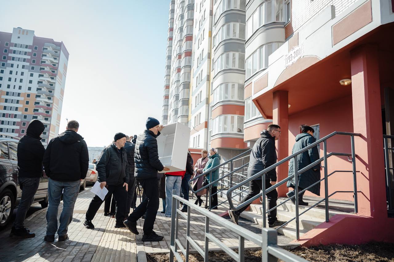 1 Курские сироты из приграничья получили новые квартиры