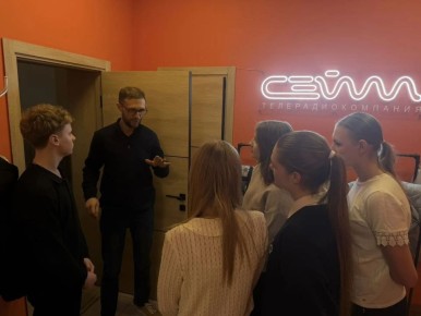 Ребята из Детской пресс-службы администрации города продолжают знакомиться с курской журналистикой