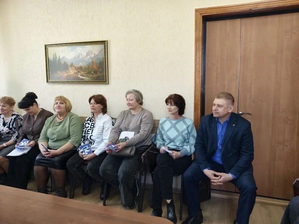 В Поныровском районе: единороссы собирают предложения в народную программу В Поныровском районе: единороссы собирают предложения в народную программу