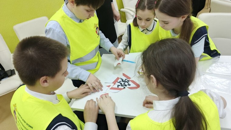 Курчатовская Госавтоинспекция приняла участие в городском фестивале отрядов ЮИД «Дорожная мозаика» Курчатовская Госавтоинспекция приняла участие в городском фестивале отрядов ЮИД «Дорожная мозаика»