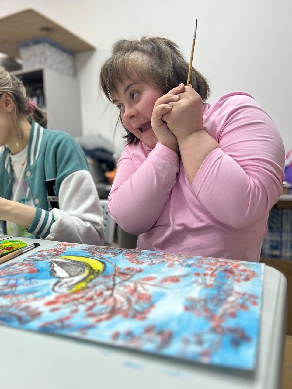 Екатерина Харченко: #ДышимВместе. В ремесленных мастерских Инклюзивного центра «Дышим вместе» трудится много ребят с синдромом Дауна Екатерина Харченко: #ДышимВместе. В ремесленных мастерских Инклюзивного центра «Дышим вместе» трудится много ребят с синдромом Дауна