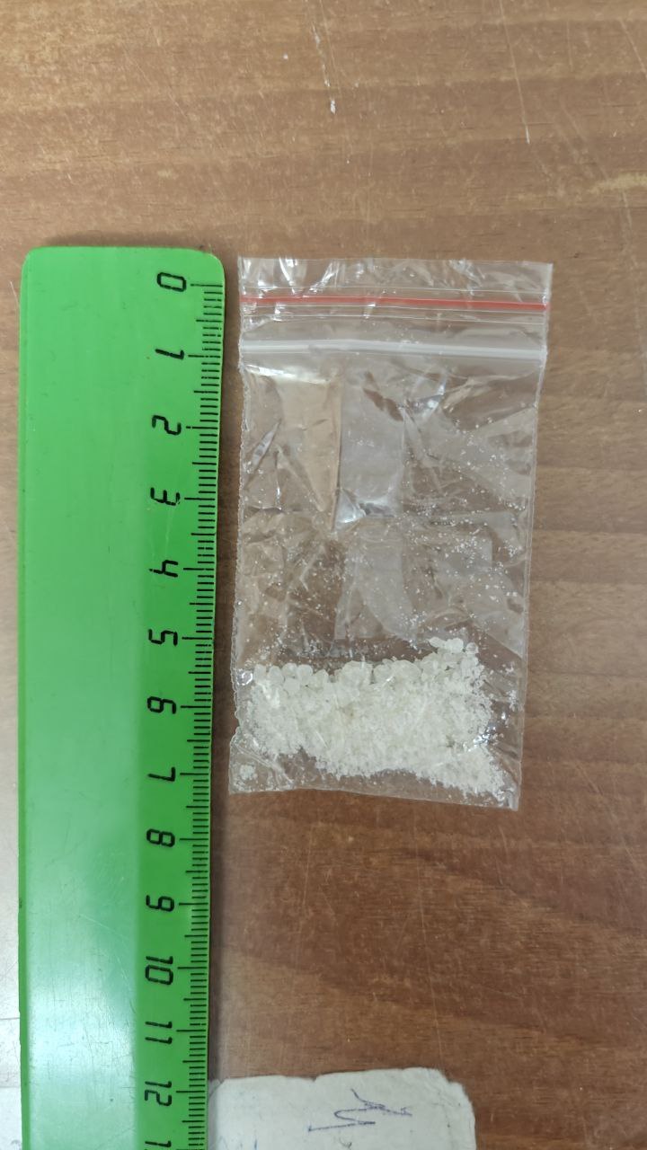 На вокзале в Курске задержали мужчину с наркотиками в кошельке