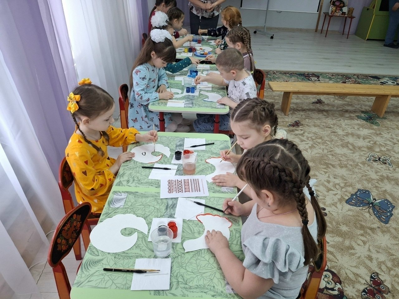 19 марта в детском саду поселка Пристень прошел районный семинар на тему "Живут в России разные народы" 19 марта в детском саду поселка Пристень прошел районный семинар на тему "Живут в России разные народы"