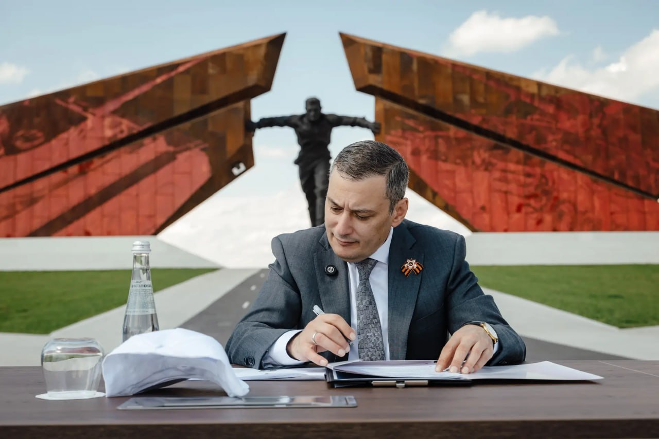 Губернатор Курской области Александр Хинштейн рассказал о подготовке к международному тесту «Диктант Победы», который пройдет 24 апреля